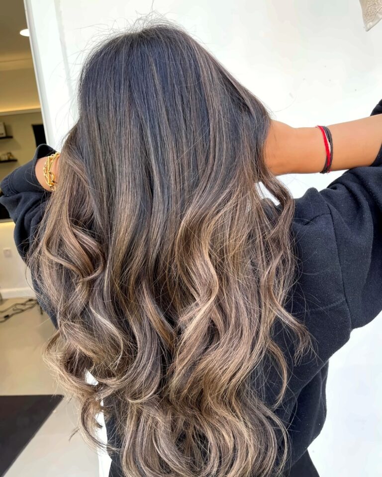Balayage or highlights: which is right for you?